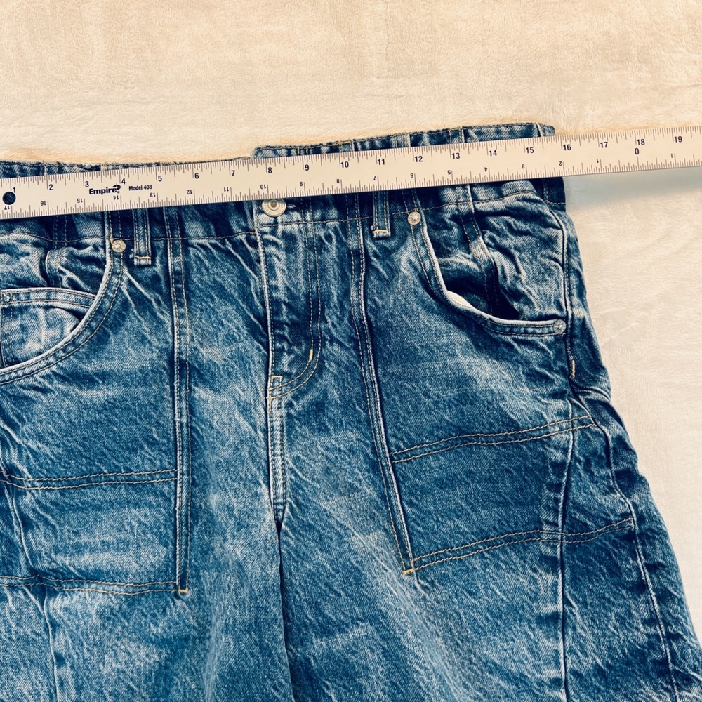 We The Free Free People Extreme Measures Barrel Shorts Size 28 Low-Rise - Picture 6 of 9